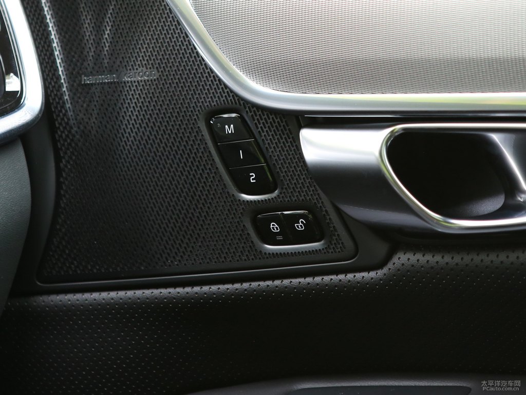 水晶白沃爾沃S90車廂內(nèi)飾圖片