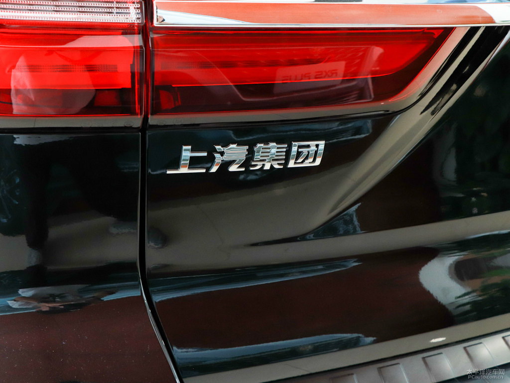 晶鉆黑榮威RX8車尾外觀圖片