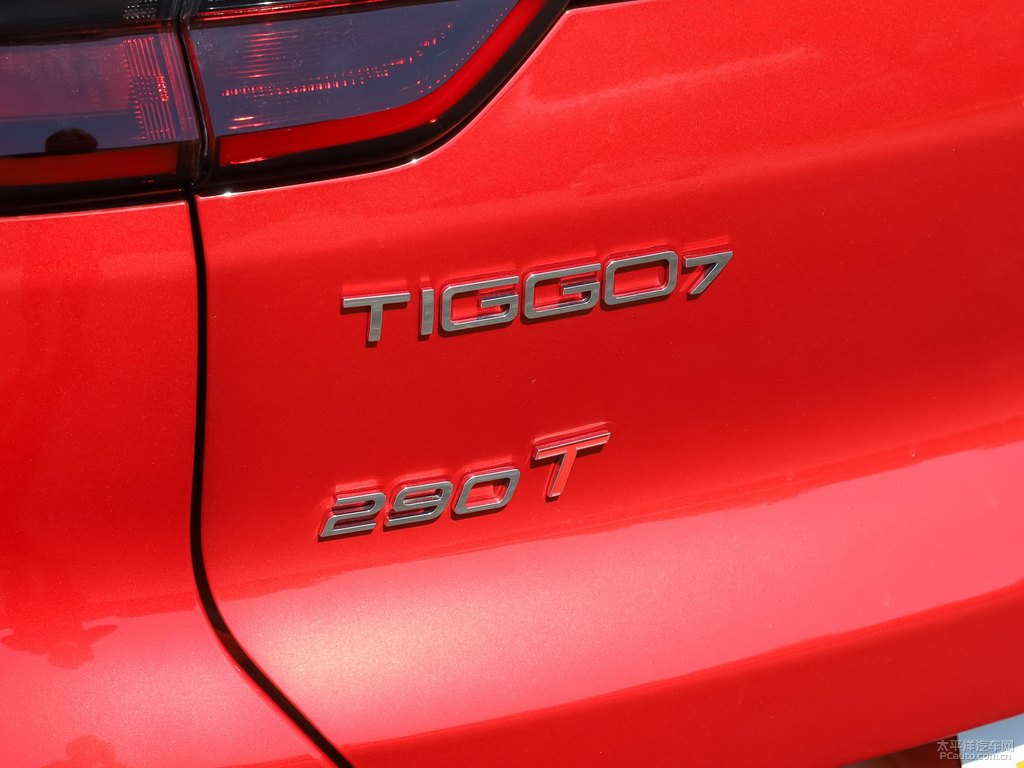 烈焰紅瑞虎7車尾外觀圖片