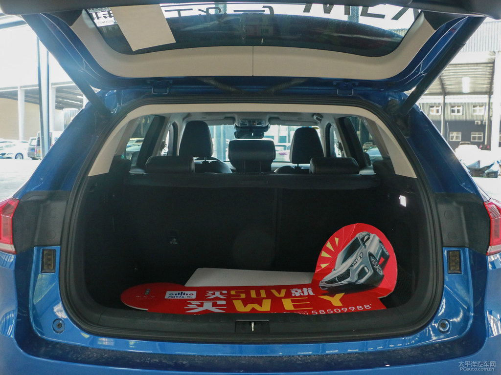 施華洛藍(lán)魏牌 VV6后備廂空間圖片