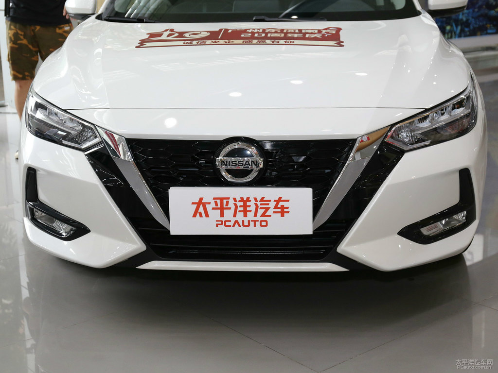 珠光白軒逸車頭外觀圖片