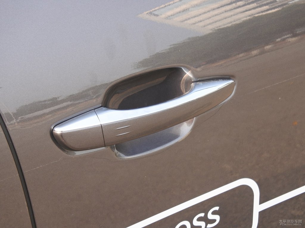 r C5 AIRCROSSԴ܇^DƬ