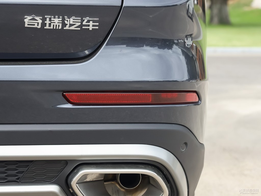 水星灰瑞虎8 PLUS車尾外觀圖片