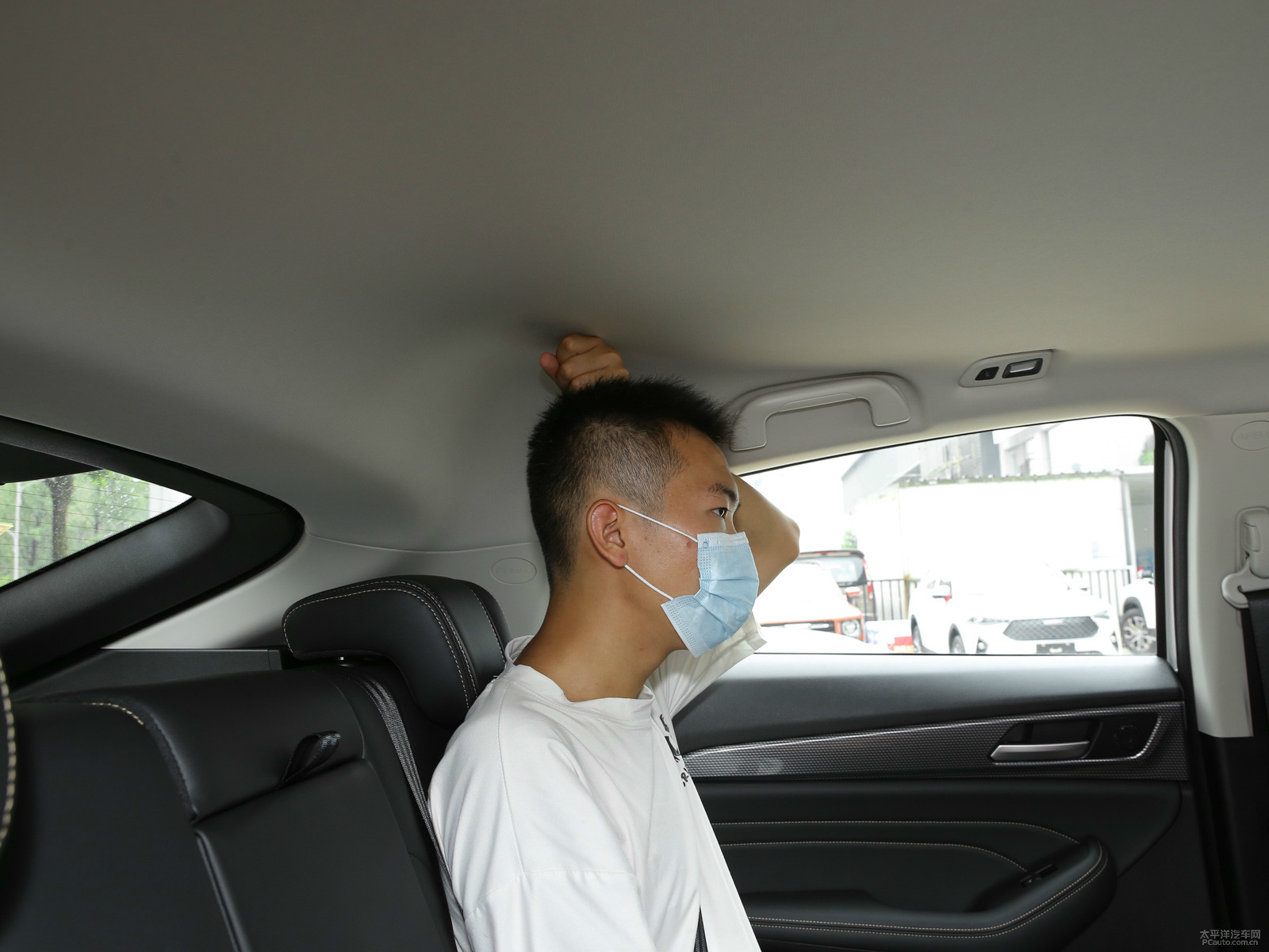 哈弗F7x空間高清大圖