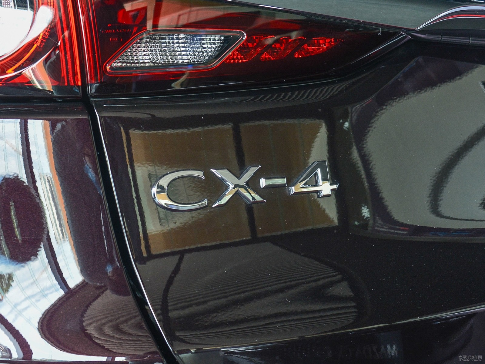 馬自達(dá)CX-4外觀高清大圖
