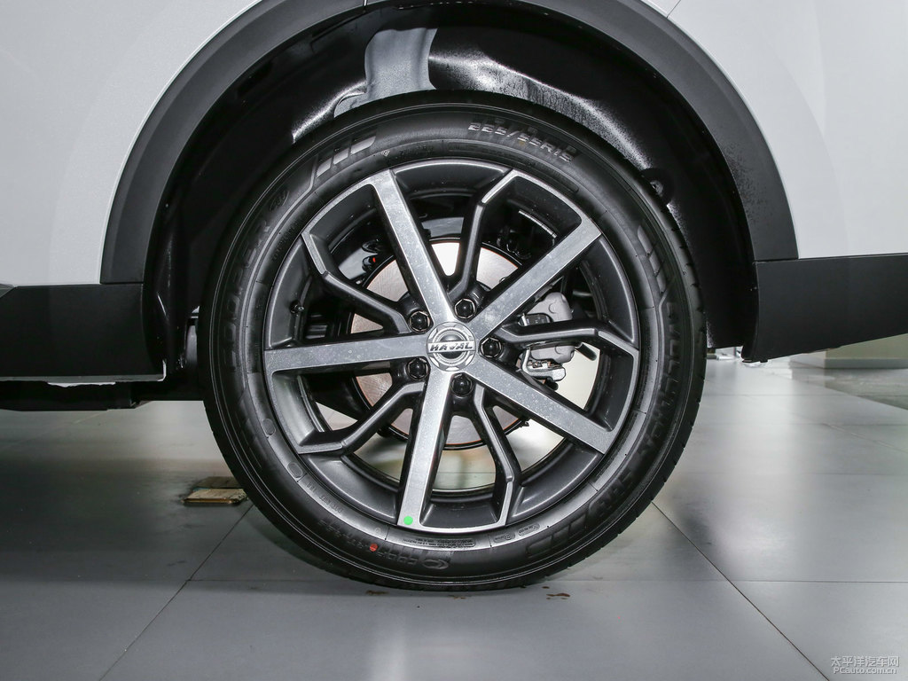 銀河白哈弗F7車身外觀圖片