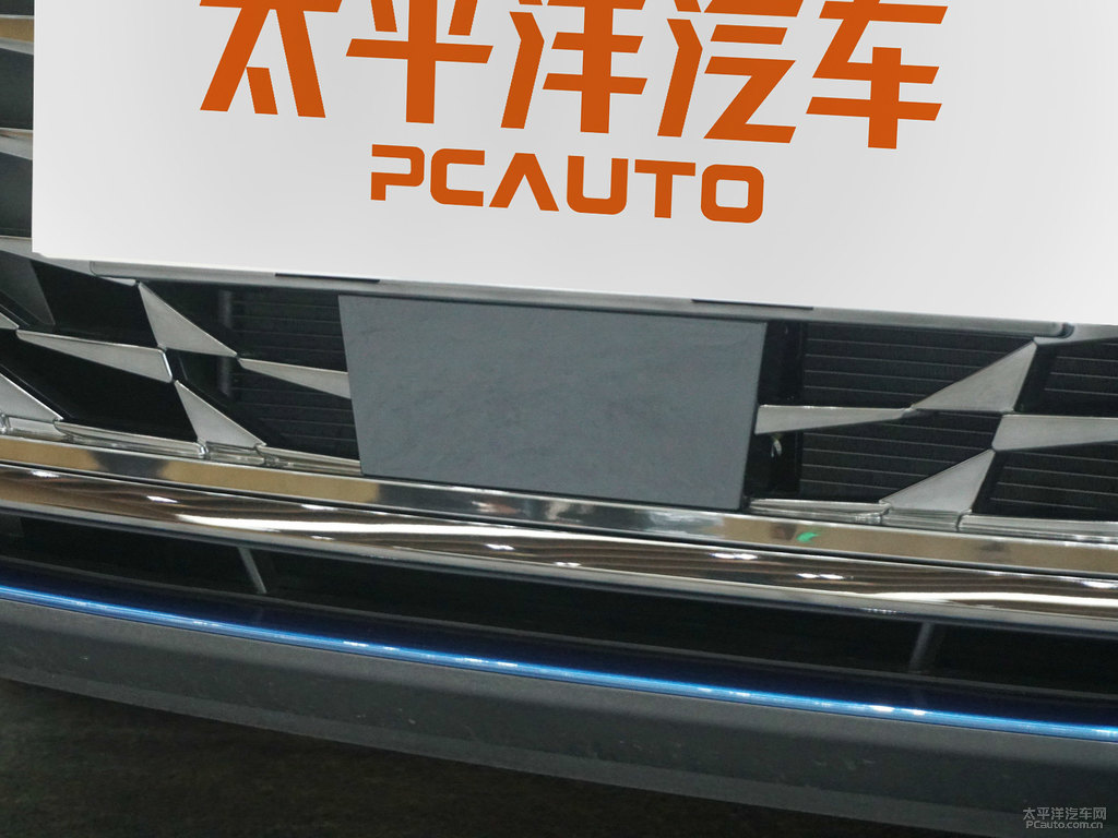 冰海藍伊蘭特車頭外觀圖片