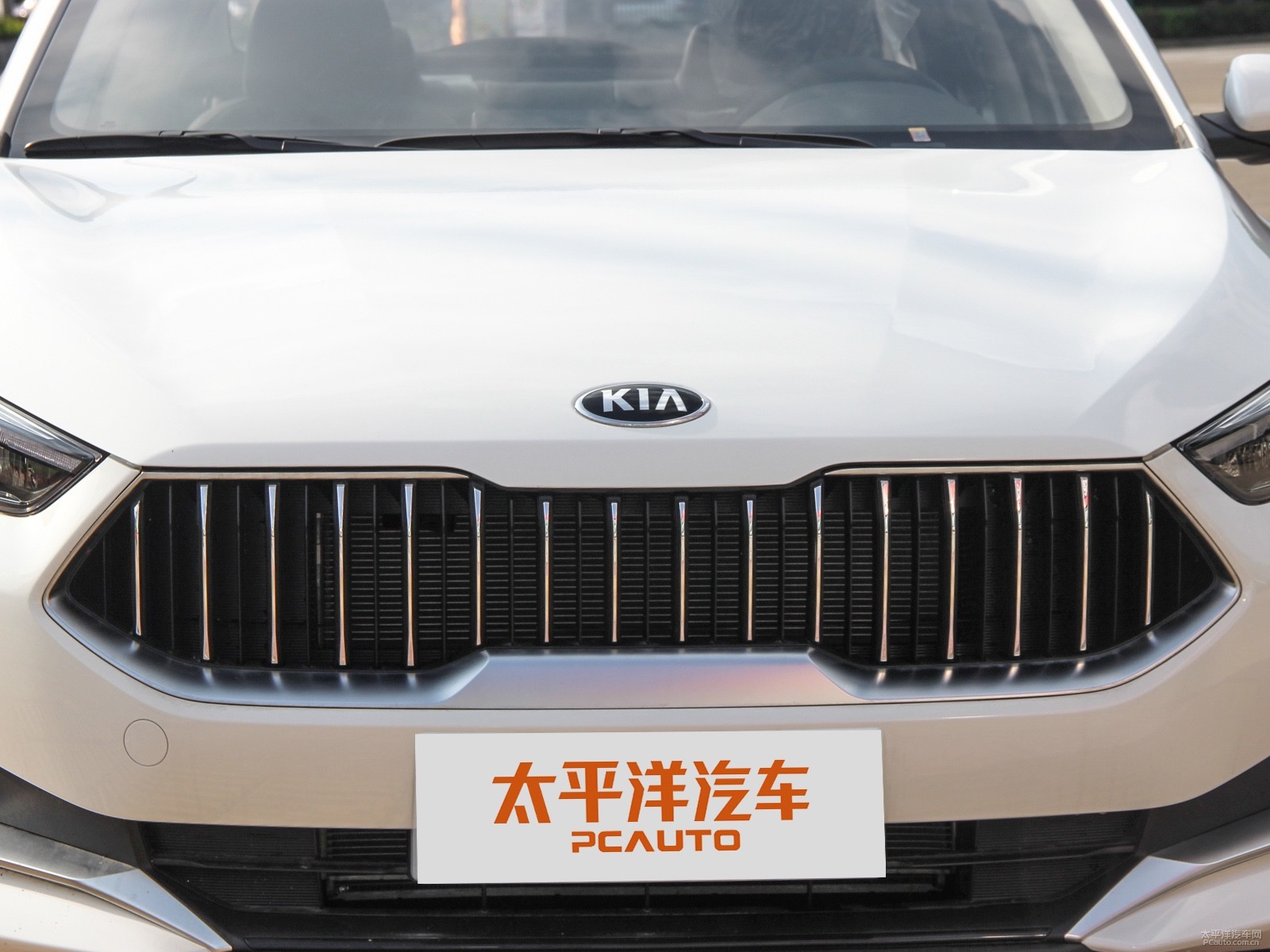 起亞K3外觀高清大圖