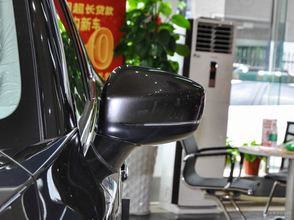 鉑鋼灰馬自達CX-5車身外觀圖片