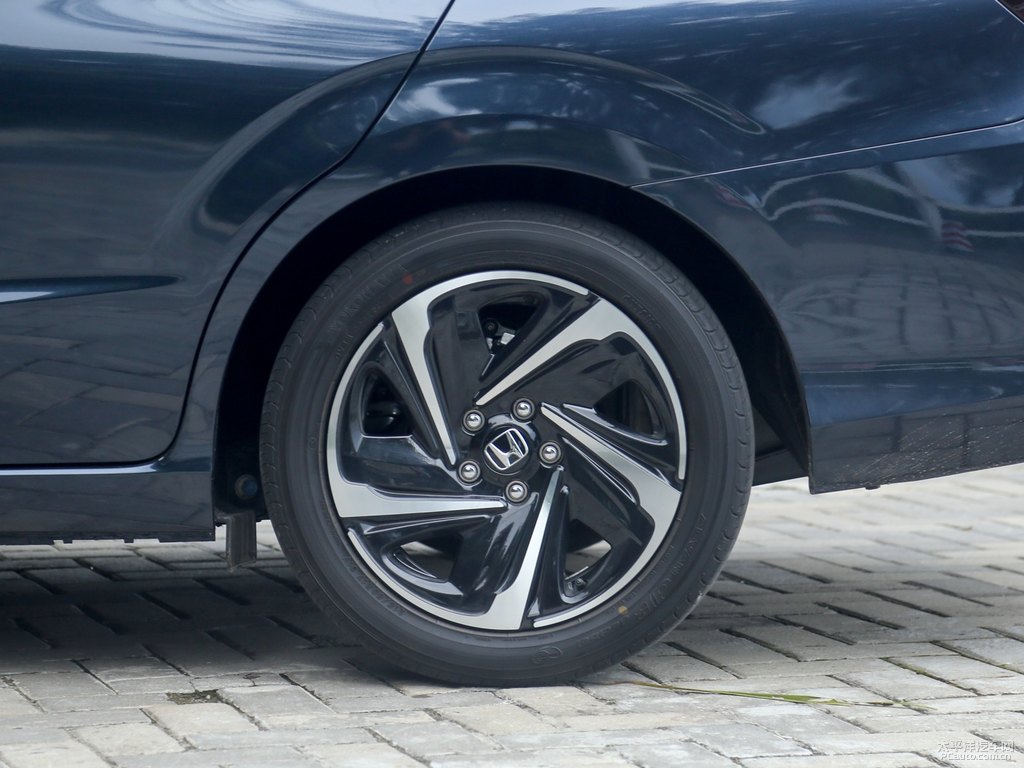 暗金藍(lán)享域車身外觀圖片
