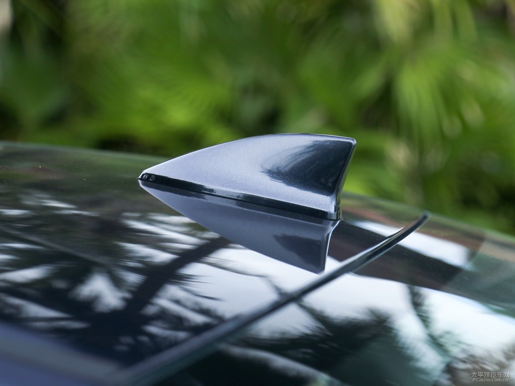 暗金藍享域車身外觀圖片