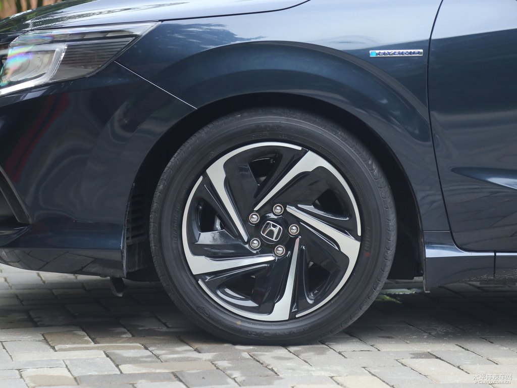 暗金藍(lán)享域車身外觀圖片