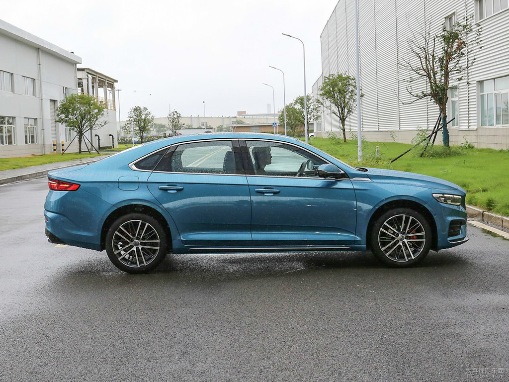 天青釉星瑞整車(chē)外觀外觀圖片