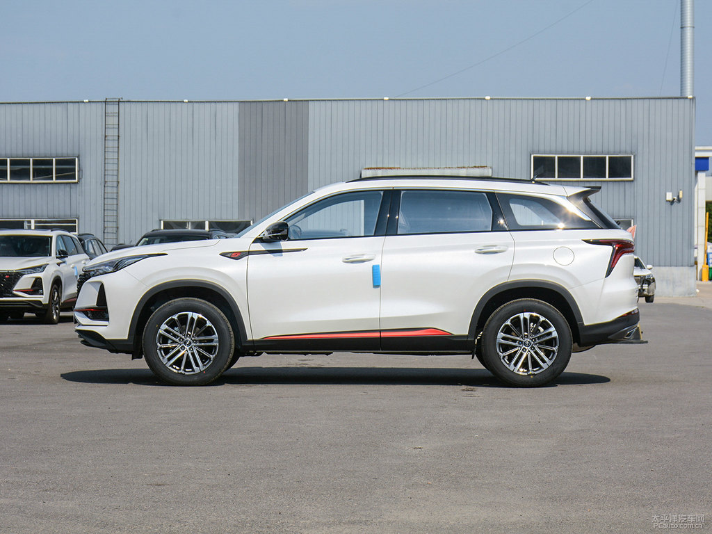 炫晶白長安CS75 PLUS整車外觀外觀圖片