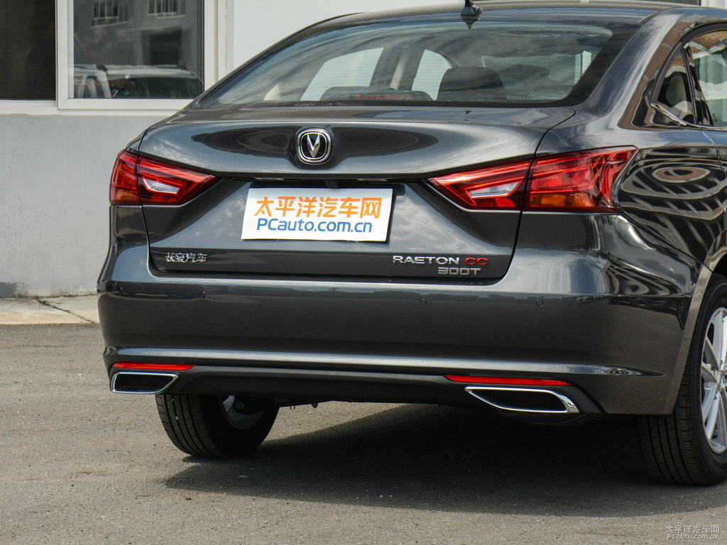 炫影灰銳程CC車尾外觀圖片
