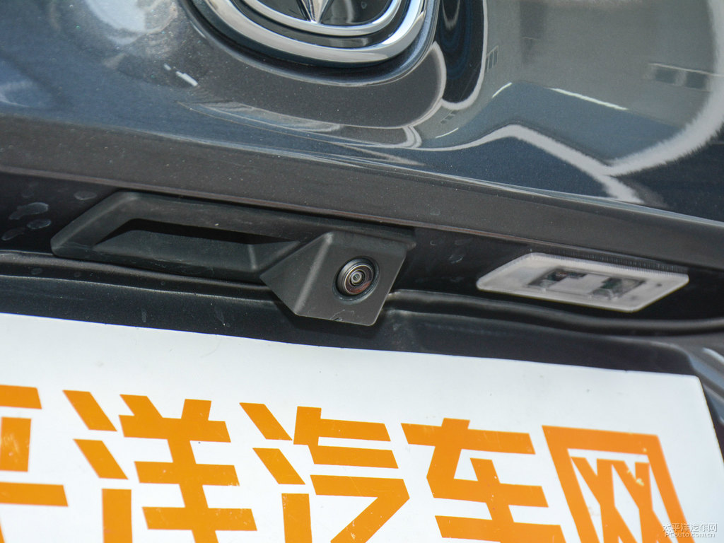 炫影灰銳程CC車尾外觀圖片