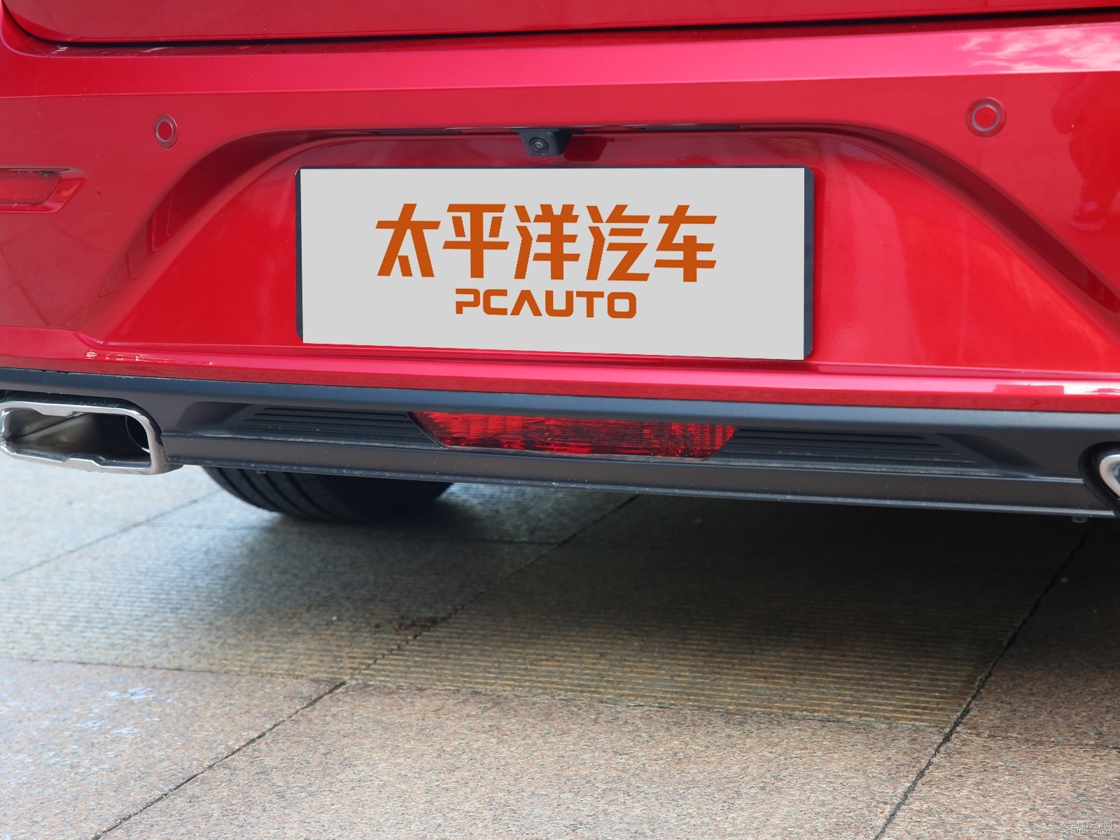 奔騰B70外觀高清大圖