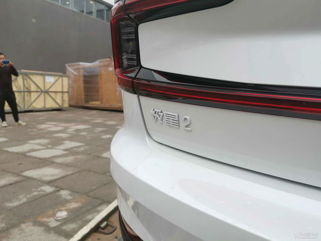 Polestar 2DƬ