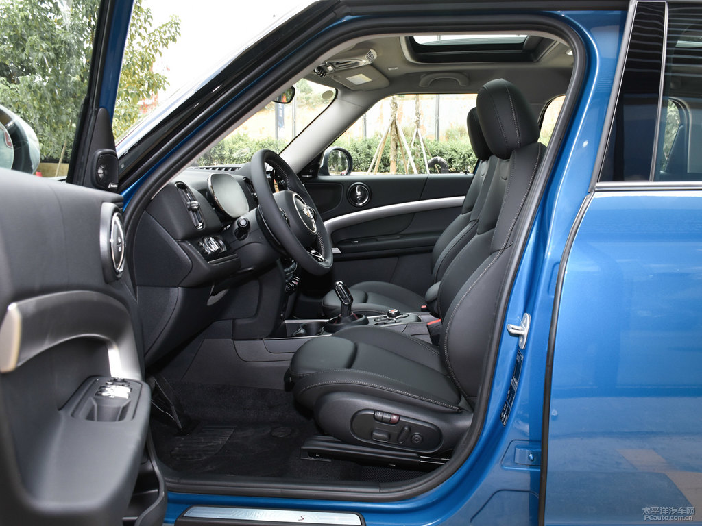 ɫ+u{(ln)MINI COUNTRYMAN{˿ggDƬ