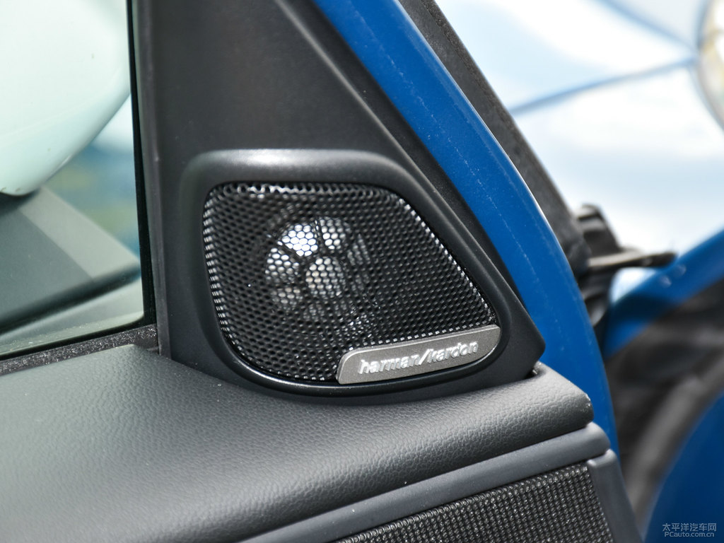 ɫ+u{(ln)MINI COUNTRYMAN܇(ni)DƬ
