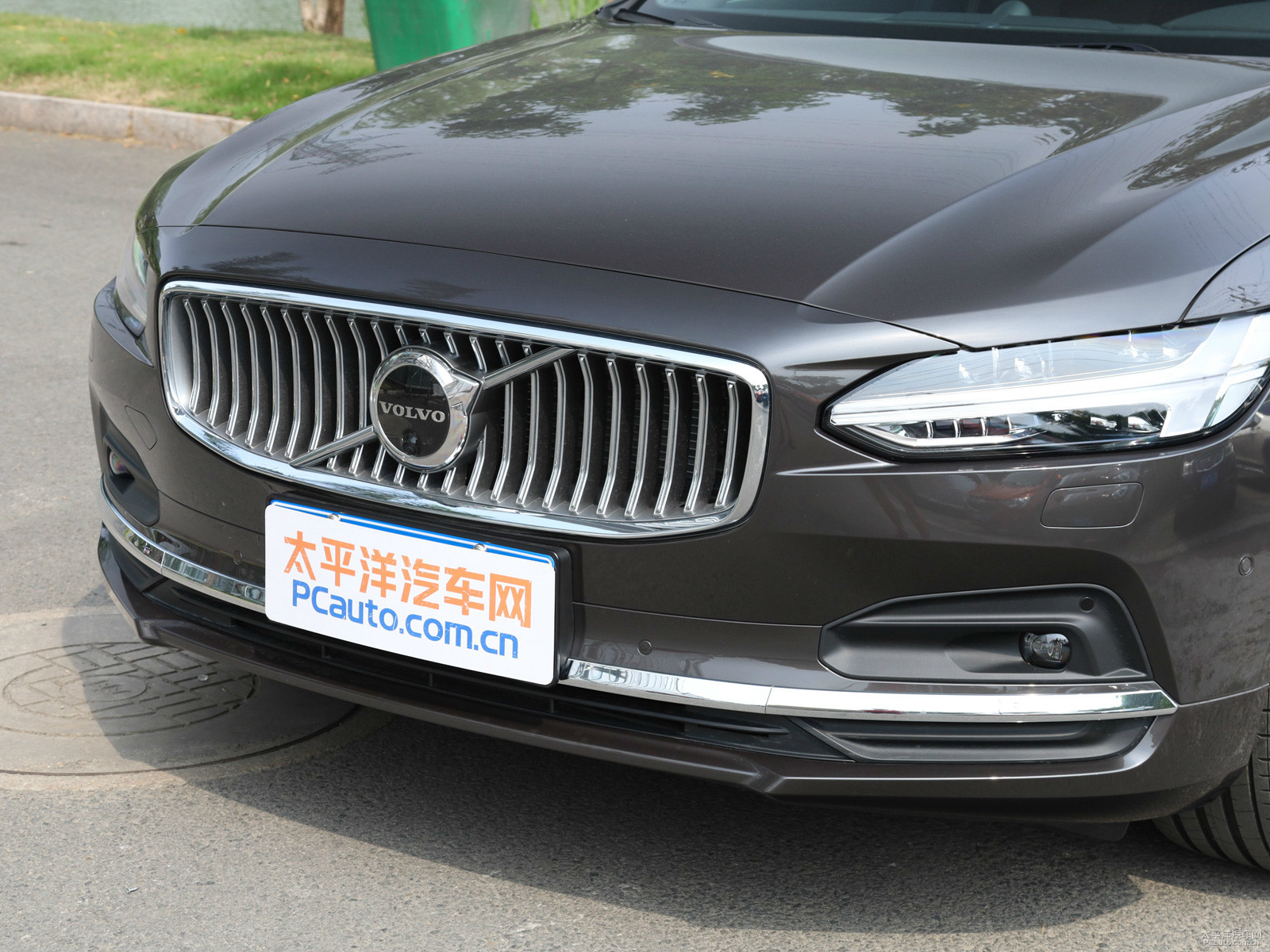 沃爾沃S90外觀高清大圖