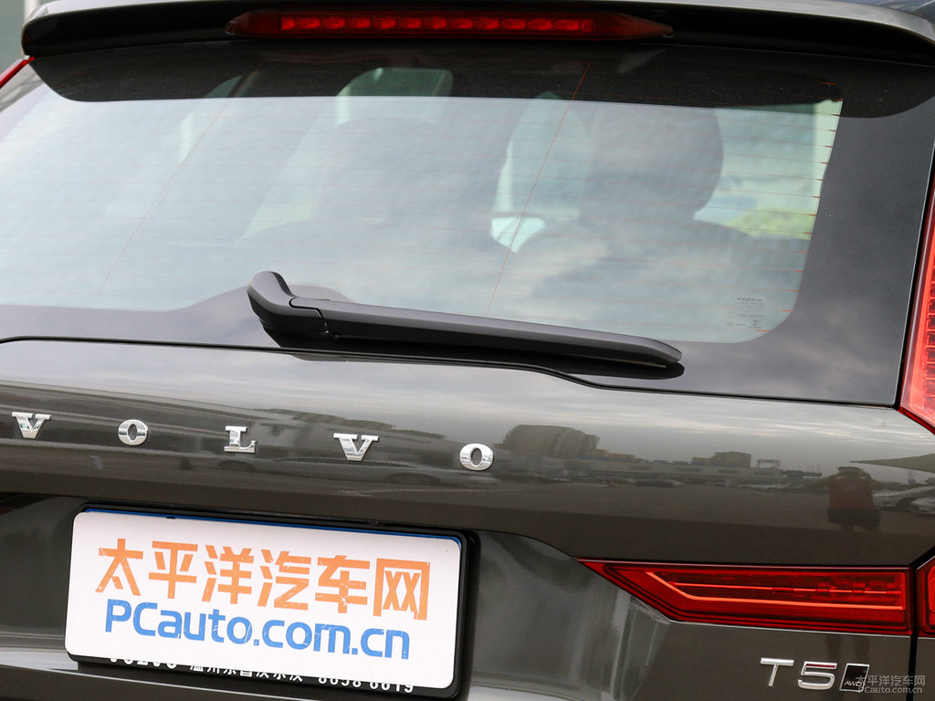 瑪瑙黑沃爾沃XC60車尾外觀圖片