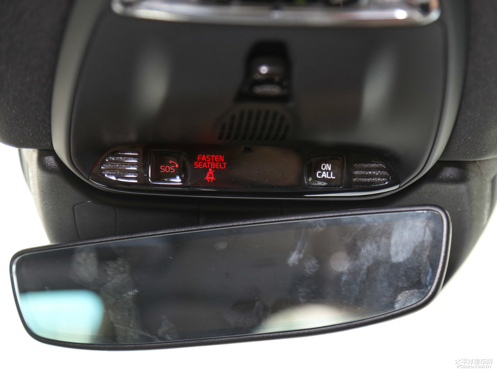瑪瑙黑沃爾沃XC60車廂內(nèi)飾圖片