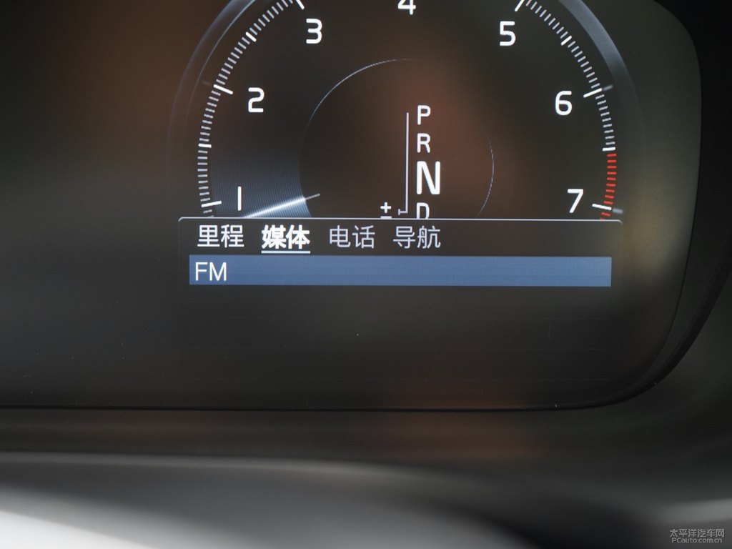 水晶白沃爾沃S60中控內飾圖片