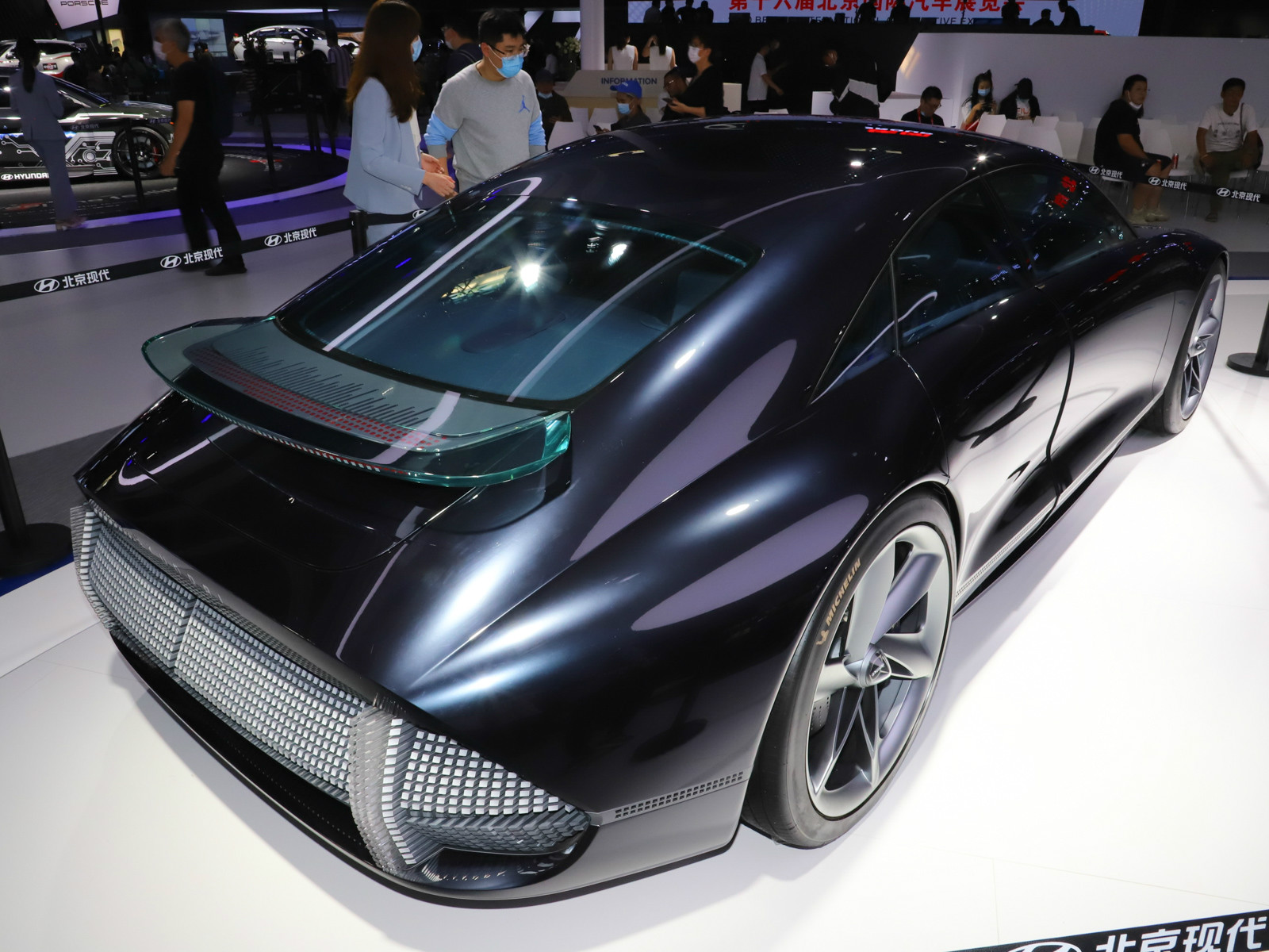 現(xiàn)代Prophecy車展高清大圖