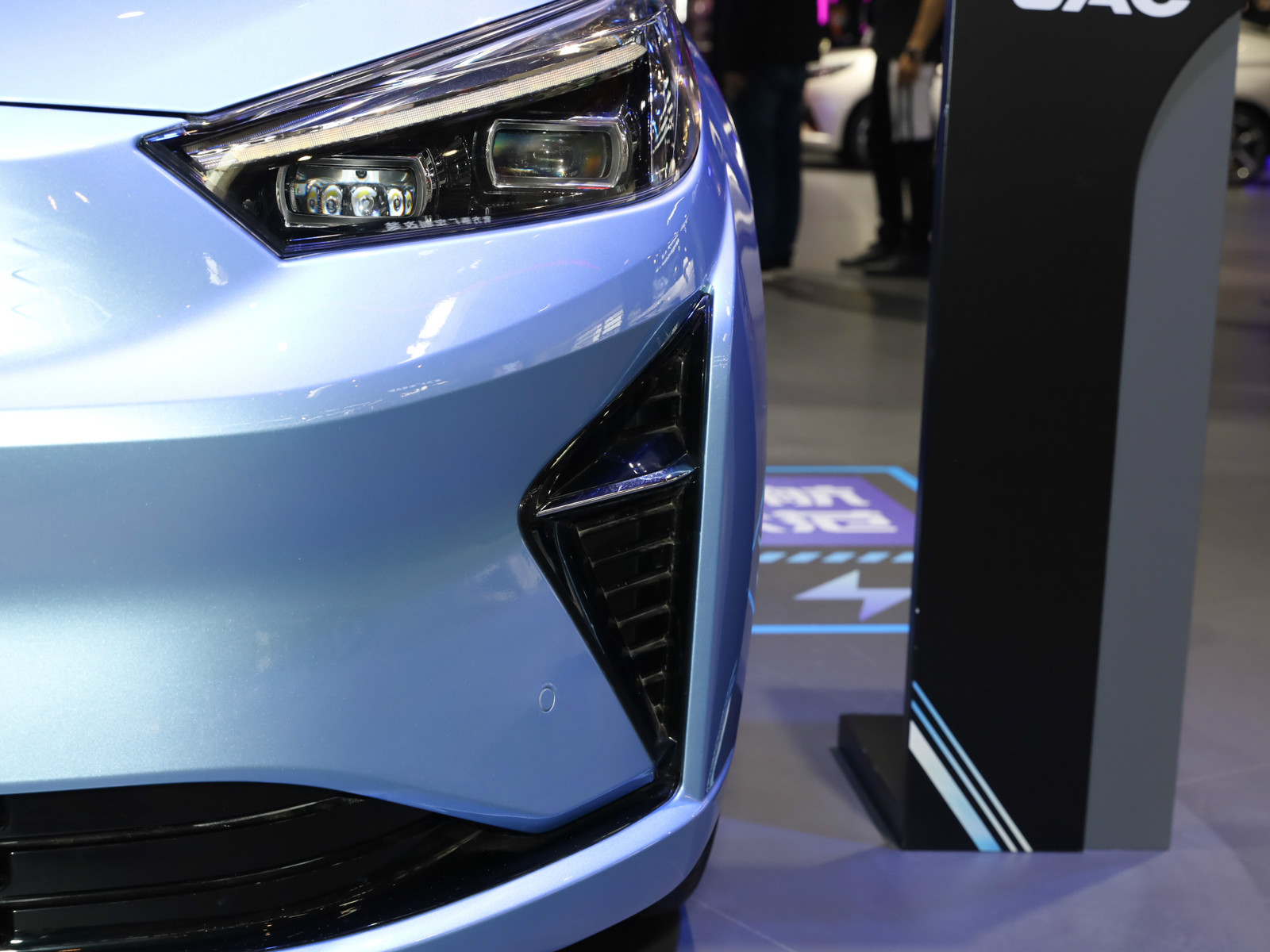 思皓E50A車(chē)展高清大圖