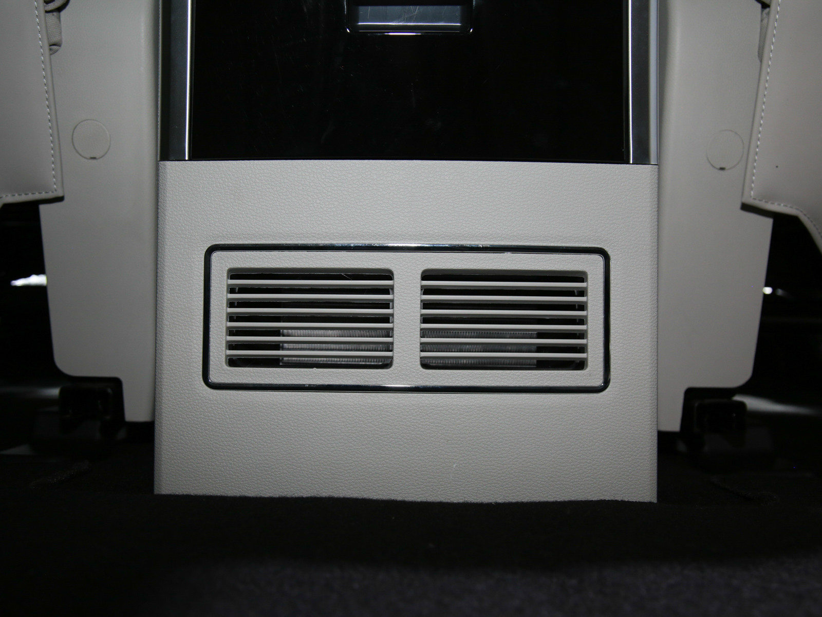 風行M7車展高清大圖