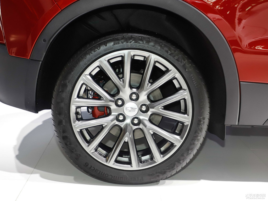 鑠紅凱迪拉克XT4車身外觀圖片