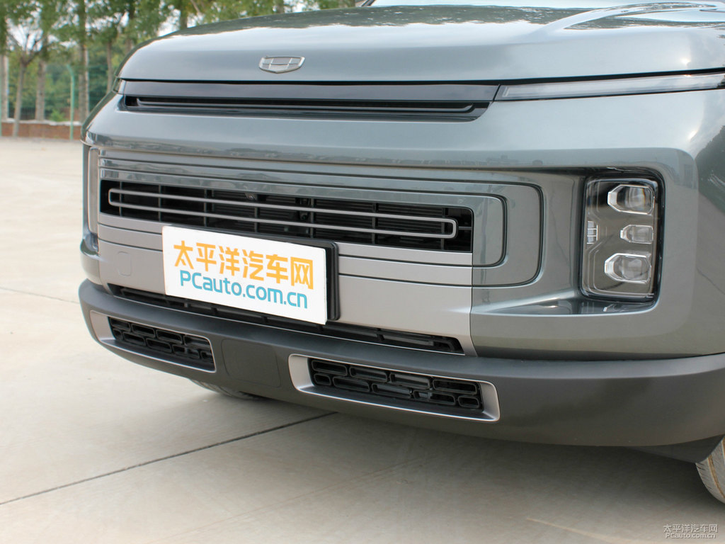 ICON80°灰吉利ICON車頭外觀圖片