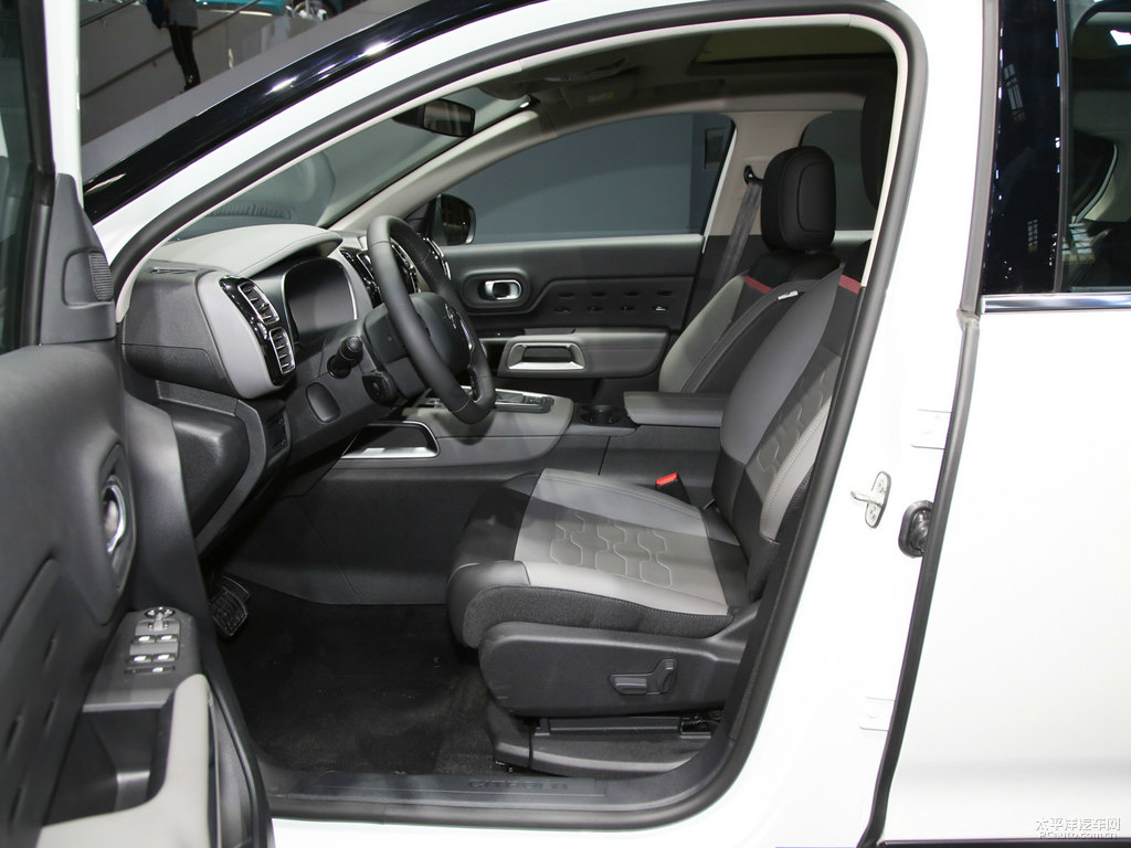 ɫ+ C5 AIRCROSS΃(ni)DƬ