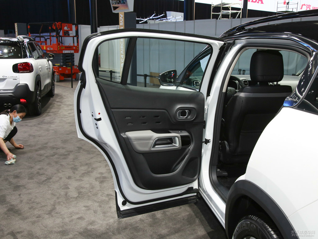 ɫ+ C5 AIRCROSS܇DƬ