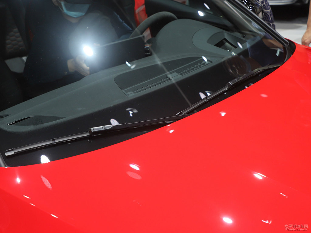 奧迪RS 5車身外觀圖片