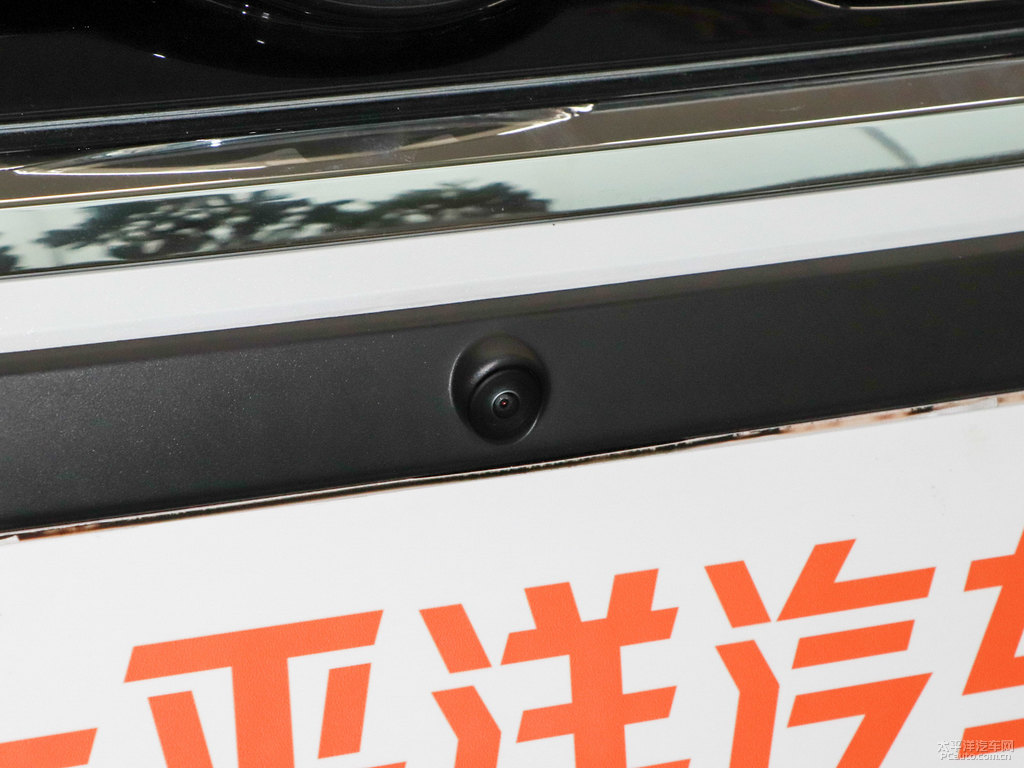 珠光白探岳X車頭外觀圖片