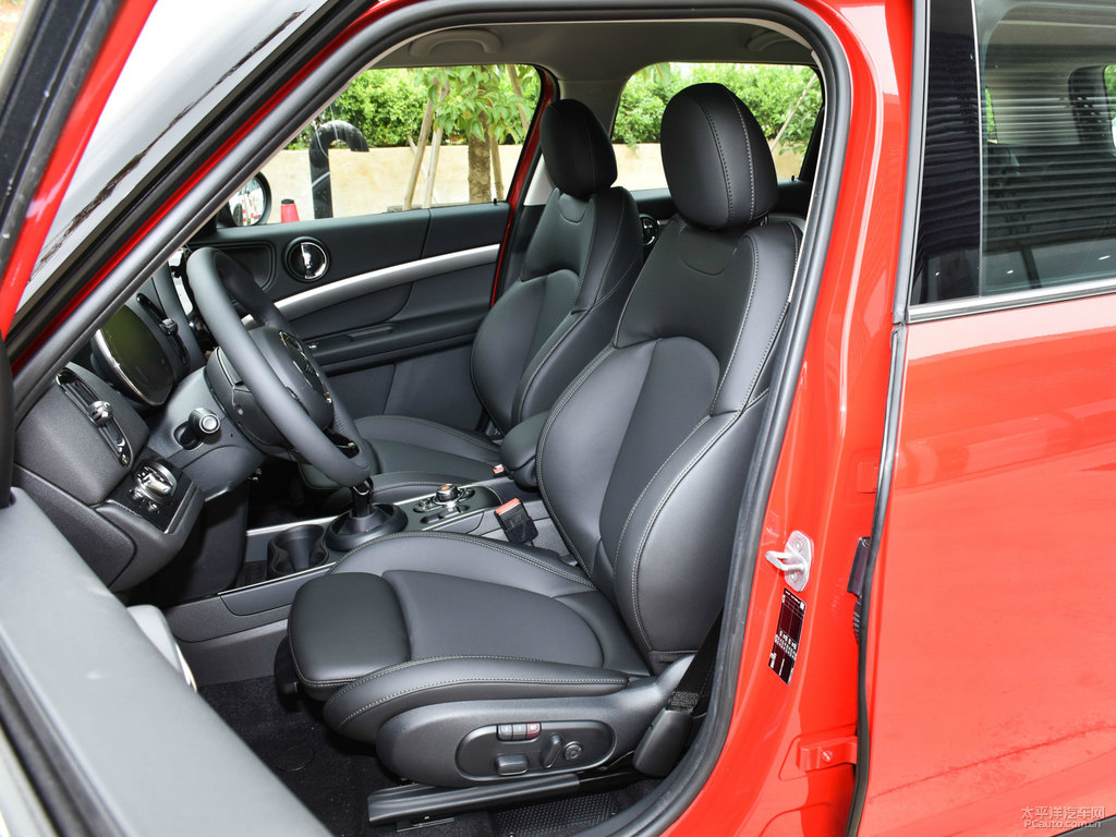 tMINI COUNTRYMAN΃(ni)DƬ