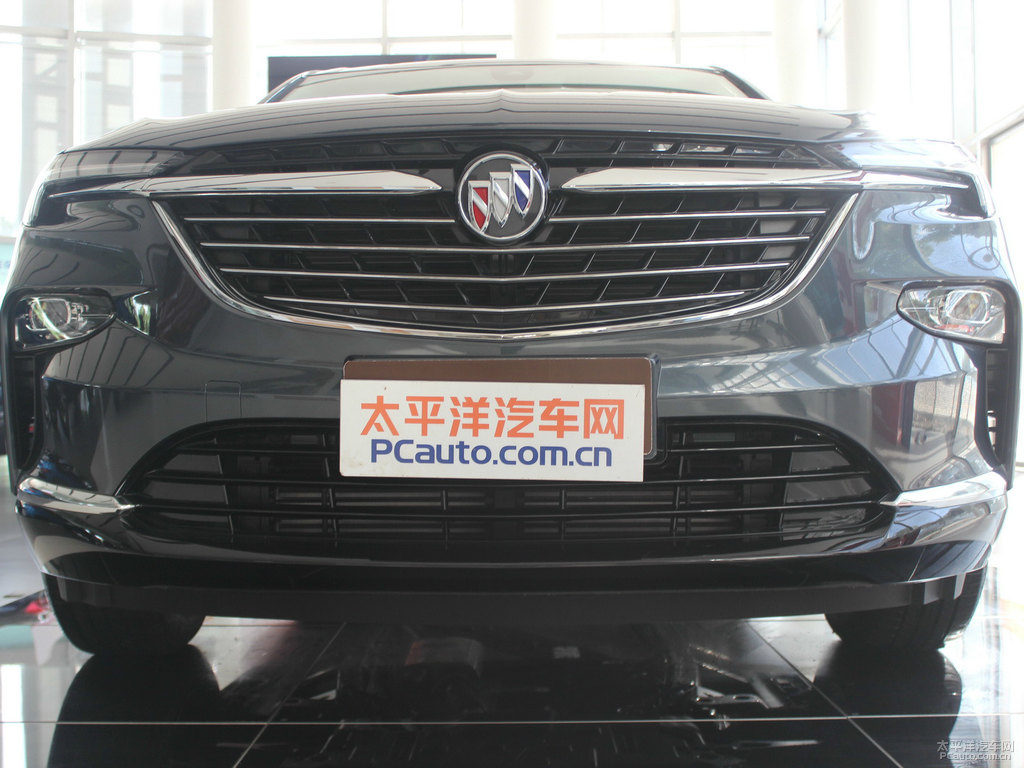 隕鐵灰昂科旗車頭外觀圖片