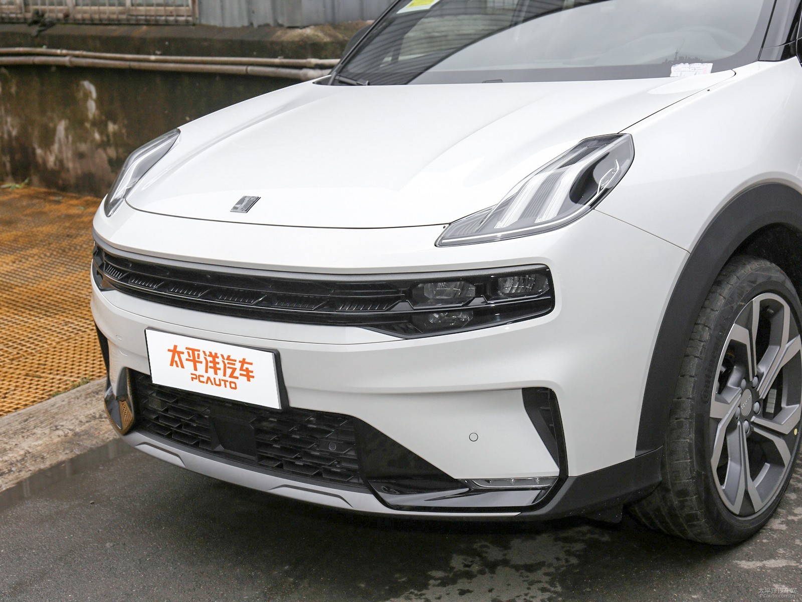 領(lǐng)克06外觀高清大圖