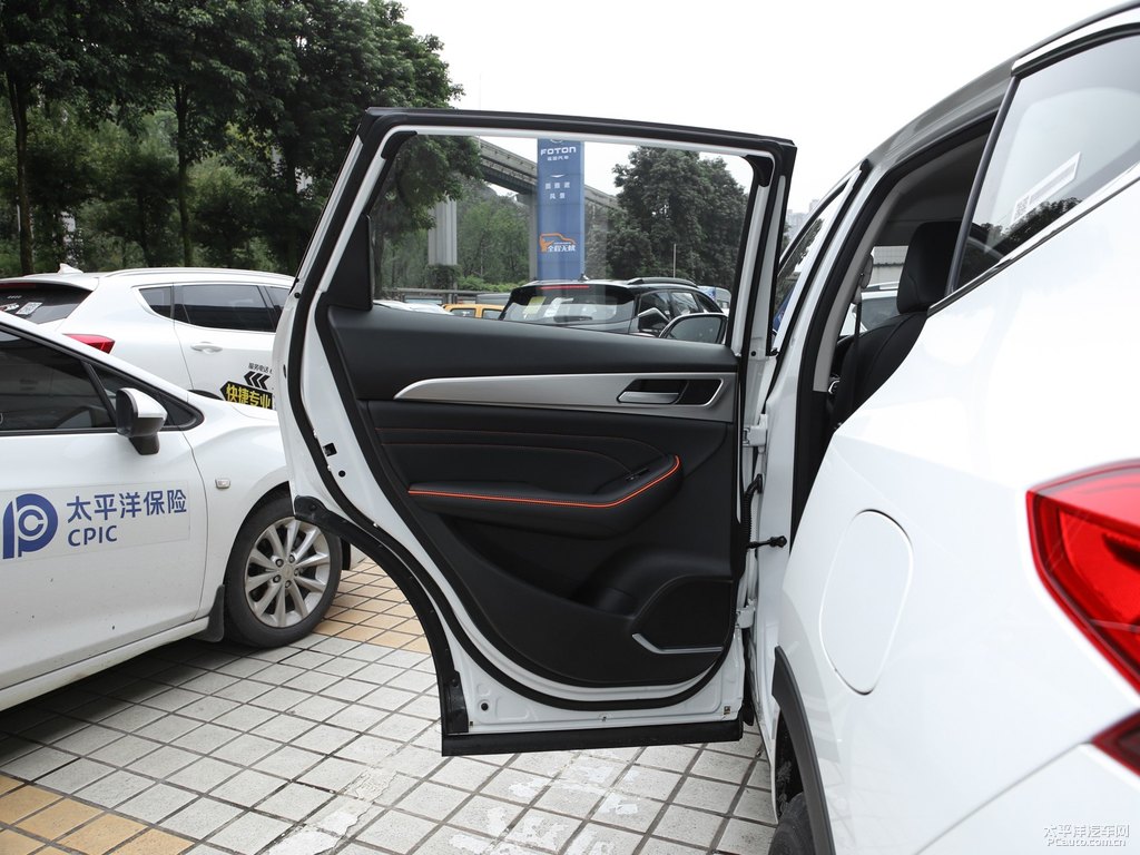 銀河白哈弗F7車廂內(nèi)飾圖片
