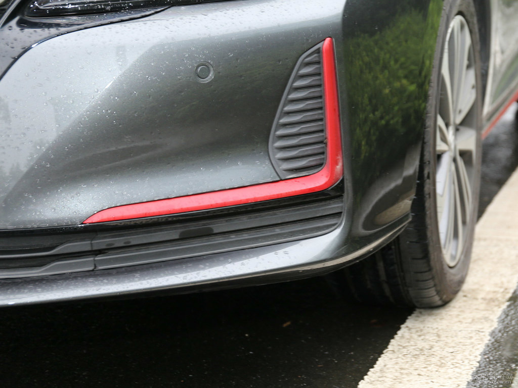 炫影灰銳程CC車頭外觀圖片
