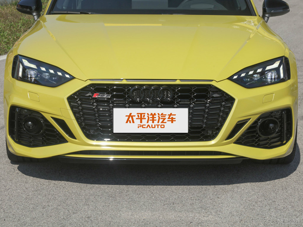 定制黃奧迪RS 5車(chē)頭外觀圖片