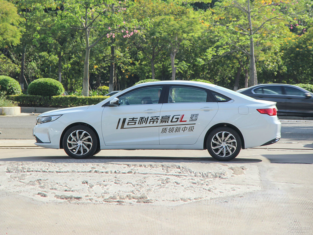 冰晶白帝豪GL整車外觀外觀圖片