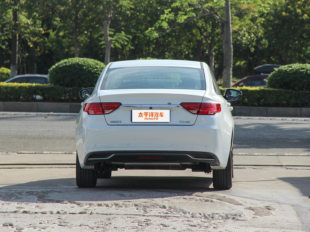 冰晶白帝豪GL整車外觀外觀圖片