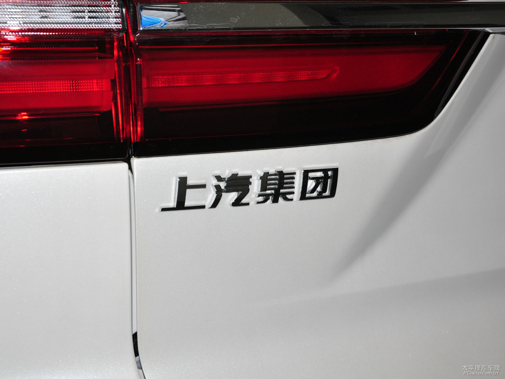 珍珠白榮威RX8車尾外觀圖片