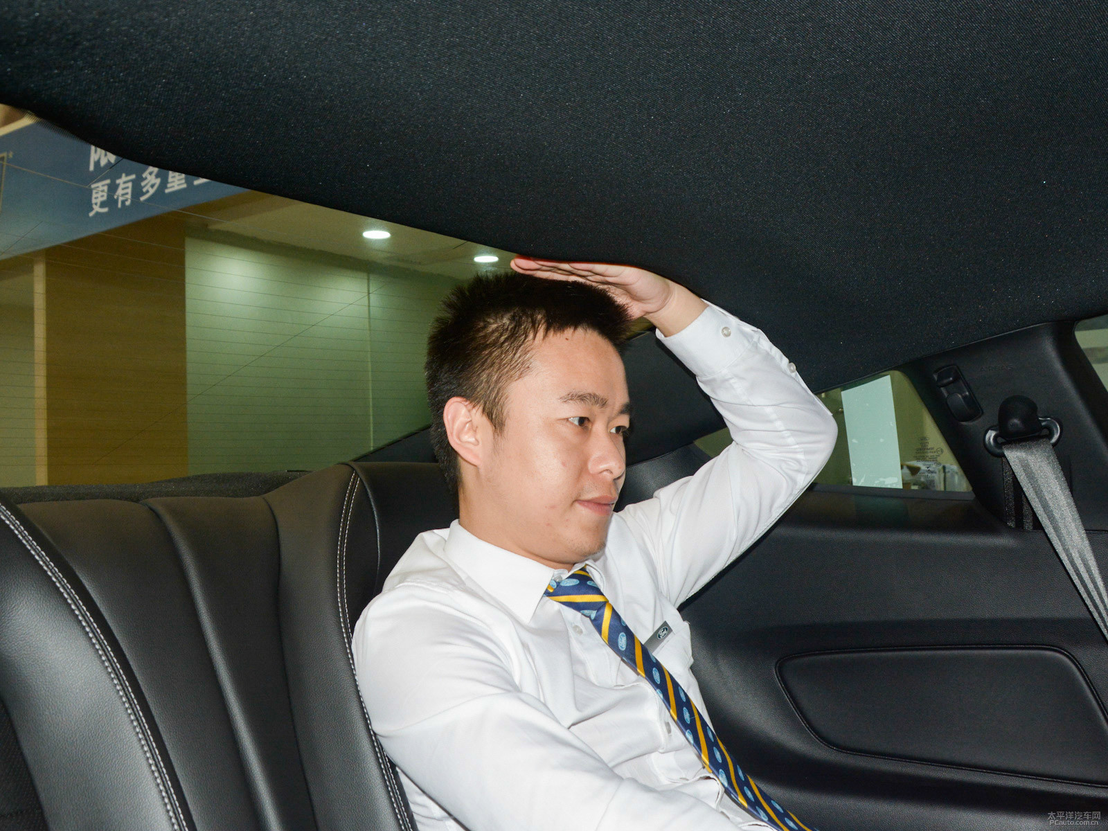 福特Mustang空間高清大圖