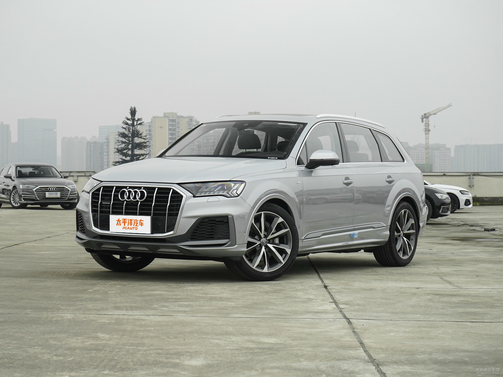 奧迪Q7外觀高清大圖