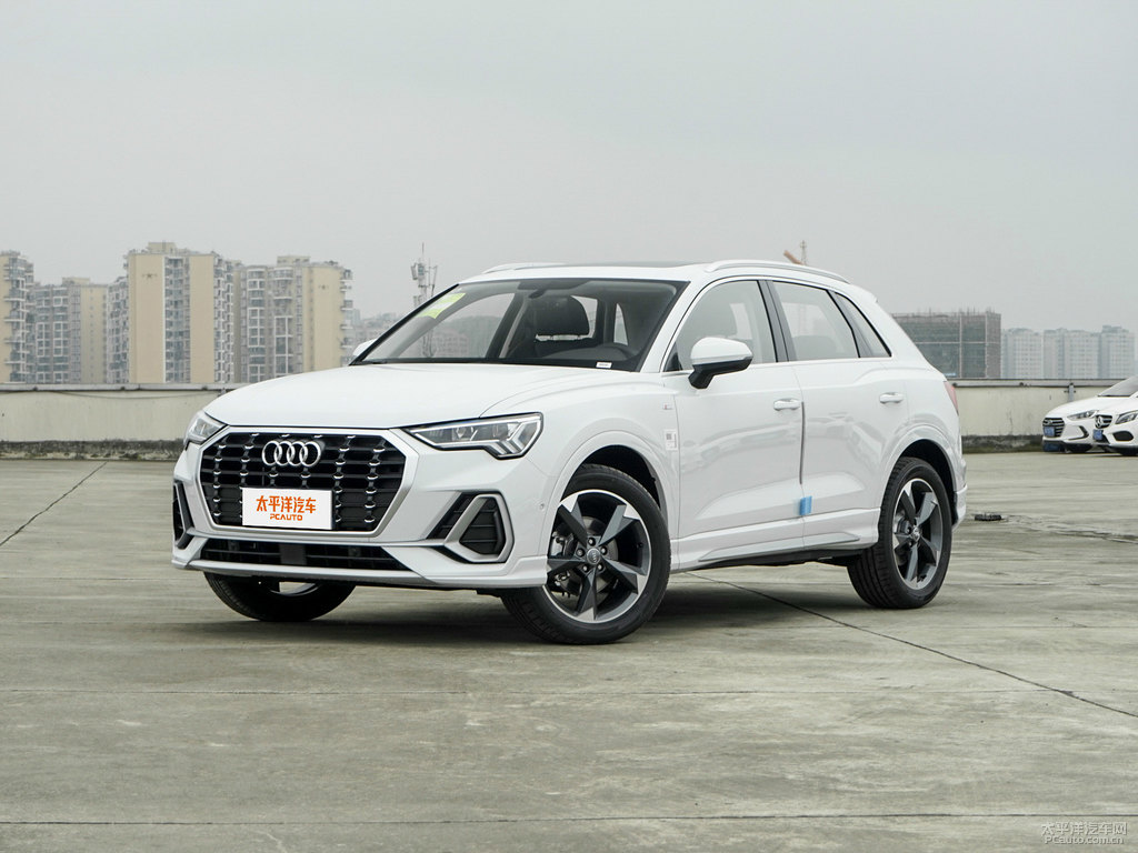 冰川白奧迪Q3整車外觀外觀圖片
