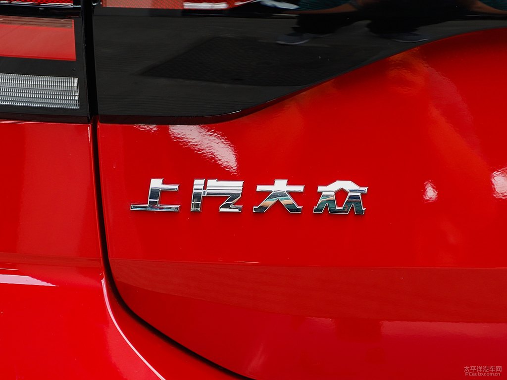 羅曼紅途鎧車尾外觀圖片